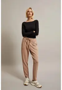 Pantaloni bej cu legare - Maro