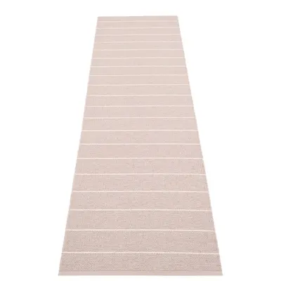 Covor tip traversă pentru interior și exterior roz deschis 70x270 cm Carl Pale Rose – Pappelina
