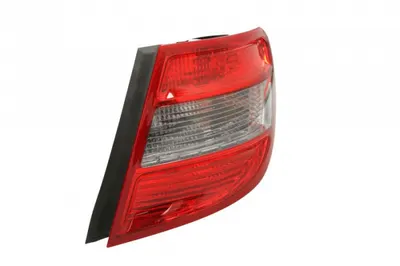 Stop tripla lampa spate dreapta (Semnalizator fumuriu, culoare sticla: rosu) MERCEDES Clasa C COMBI 2007-2011