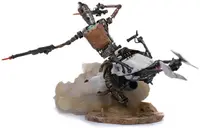 Statuetă Iron Studios Television: The Mandalorian - IG-11 & The Child (Deluxe), 20 cm