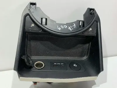 Priza / usb aux cu butoane incalzire scaune 93340-3W000WK Kia Sportage (2010-2015)