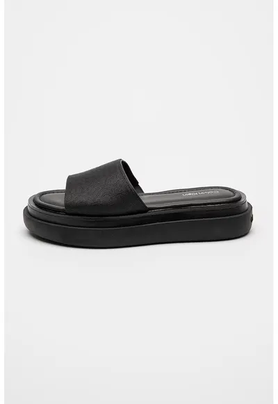 Papuci cu talpa flatform si model monograma - Negru