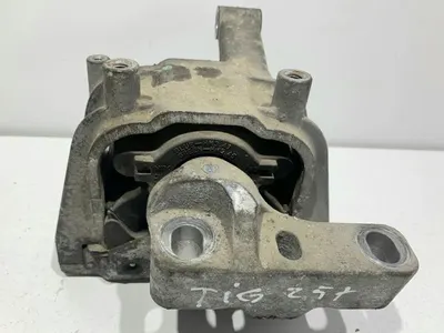 Suport tampon motor dreapta 5N0199262F Volkswagen Sharan (2010-2015) [7N] 2.0 TDI CFFB