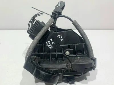 Broasca usa stanga fata BM5A-A21813-AC Ford Focus 3 (2011-2015)