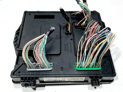 Panou / tablou sigurante 284B11887R Renault Megane 3 (2008-2012) 1.5 dci K9K 834