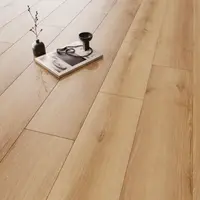 Parchet laminat Platinum Natural Oak 10 mm clasa 32 AC4