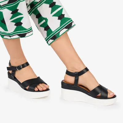 Sandale Dama Piele Ecologica cu Platforma Crl1015 Culoare: Negru