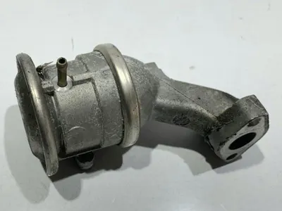 Supapa egr stanga 06E131101K Audi Audi A8 4H Matrix [2014-2017] 3.0 TFSI CGWD
