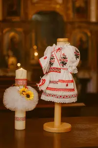 Set Botez Traditional - Marina 2 piese Botez Traditional: lumanare, costumas