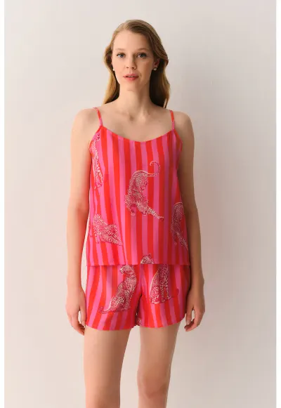 Pijama cu pantaloni scurti si imprimeu - Rosu vermillion/Roz