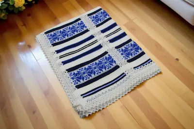 Artizanat traditional Elena 130x 50 cm alb cu albastru