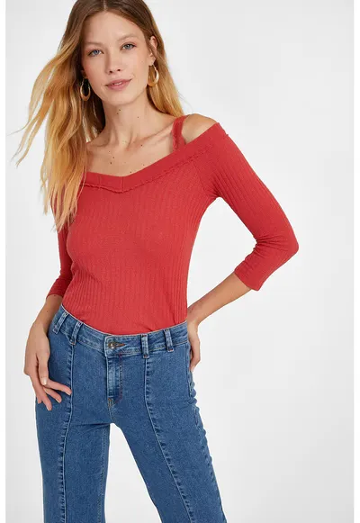 Pulover slim fit cu decolteu pe umeri si maneci 3/4 - Coral