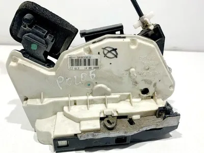 Broasca usa dreapta spate 5K4839016 Volkswagen Golf 7 (2012-2017)