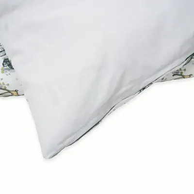 Set lenjerie 2 piese pentru patut copii Kerstin Forest animals, husa pilota 120x90 si fata perna 40x60 cm, design versatil cu doua fete, tesatura moale, inchidere cu fermoar