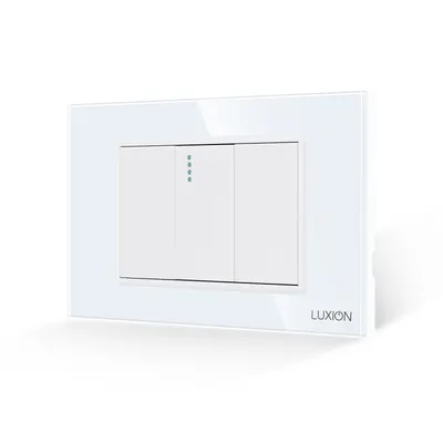 Intrerupator Simplu Mecanic 1M si 2 Taste False LUXION cu Rama din Sticla, Standard Italian, 3M