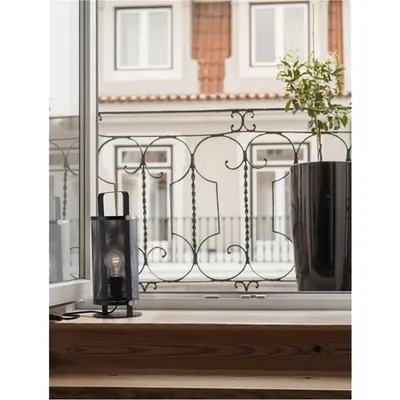 Veioza IAN Mat Negru Metal LED E27 1x12 Wat 230 Volt IP20 Fara bec