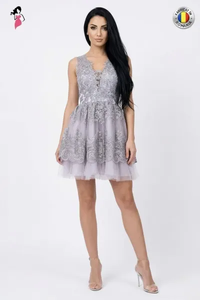 Rochie baby doll cu broderie si tulle