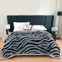 Patura Cocolino Groasa, cu Fermoar, din Blanita Sherpa, Gri, 200x230cm, Zebra, Gri Albastrui