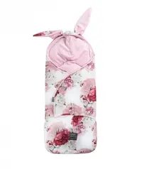 Paturica pentru caruciorscaun auto Floo for Baby Footmuff Peonies Pink