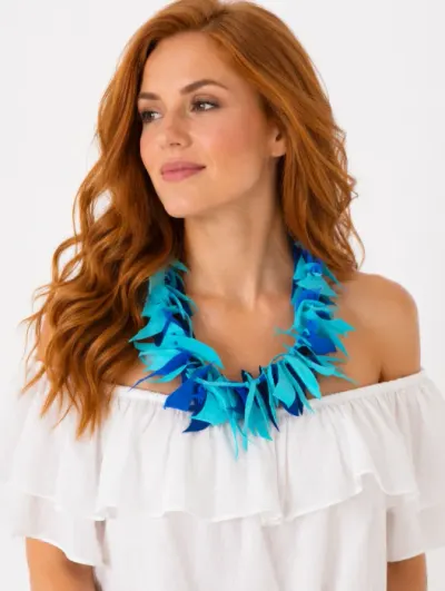 Colier handmade din piele naturala,nuante blue , albastru electric de efect