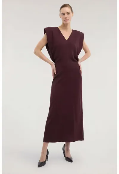 Rochie cu decolteu in V si slit pe partea din spate - Violet pruna
