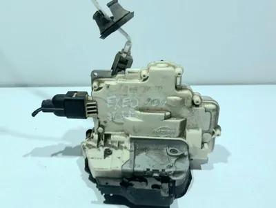Broasca usa stanga spate 8E0839015AA Audi A4 (2001-2004) [8E2, B6]