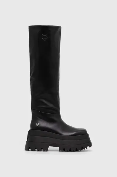 Naked Wolfe ghete de piele