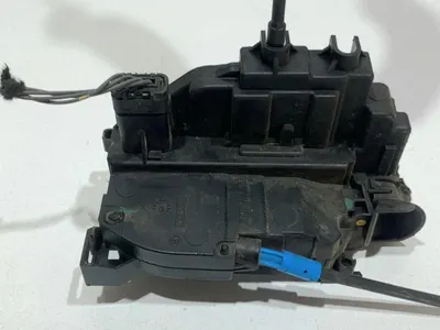 Broasca usa stanga fata Renault Megane 3 (2008-2012)