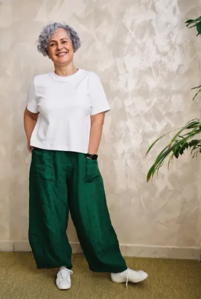 Pantaloni din in cu croiala ampla tip balon, verde smarald