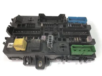 Panou / tablou sigurante 13206762 Opel Zafira B (2005->)