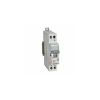 Changeover switch - 2-way cu centre point 250 V~ - 32 A - 1 module