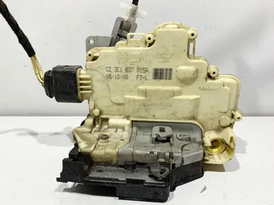 Broasca usa stanga fata 3C1837015A Volkswagen Passat B7 (2010-2014)