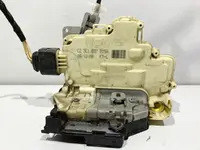 Broasca usa stanga fata 3C1837015A Volkswagen Passat B6 3C (2005-2010)