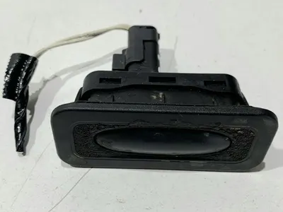 Maner capota spate 8200076258 Renault Laguna 3 (2007-2010)