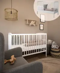 Patut 2 in 1 Pure alb din lemn cu somiera reglabila, trepte detasabile si bariera transformare 120 x 60 cm