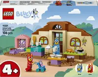 Constructor LEGO Bluey - La școală cu Rusty și Bluey (11221)