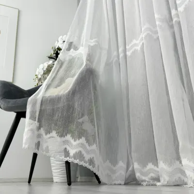Perdea Lorena tip IN Brodat, Alb, 140cm latime x 260cm inaltime, cu rejansa pt bara