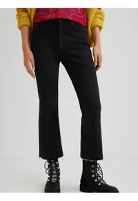 Blugi bootcut