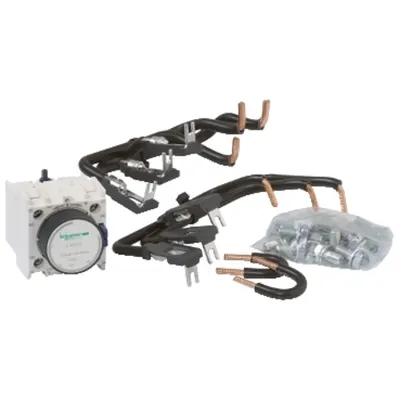 Kit pentru asamblarea demaroarelor stea-triunghi, pentru 3 contactoare LC1D40-D50, cu bloc de temporizare