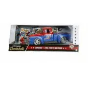 Masina 1956 Ford Super Girl