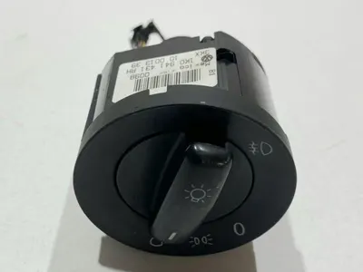 Bloc lumini 1K0941431AH Volkswagen Passat B6 3C (2005-2010)