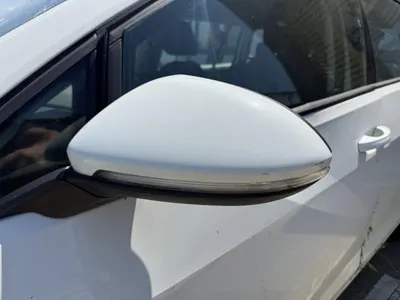 Oglinda stanga culoare alba - lc9a 5G1857507BF Volkswagen Golf 7 (2012-2017)