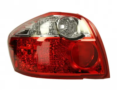 Stop tripla lampa spate stanga (Semnalizator alb, culoare sticla: rosu) TOYOTA AURIS 2010-2012
