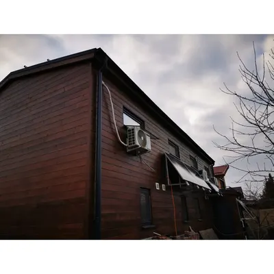 Sistem fixare 4 panouri fotovoltaice pe perete vertical cu inclinare reglabila 20-35 grade SolarEasy