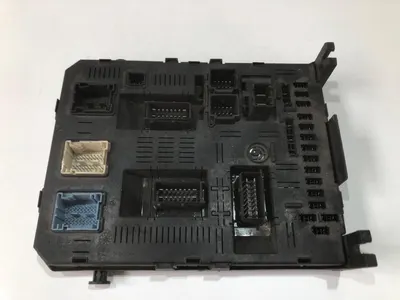 Panou / tablou sigurante 9663510180 Peugeot 307 (2001-2008) 1.6 hdi