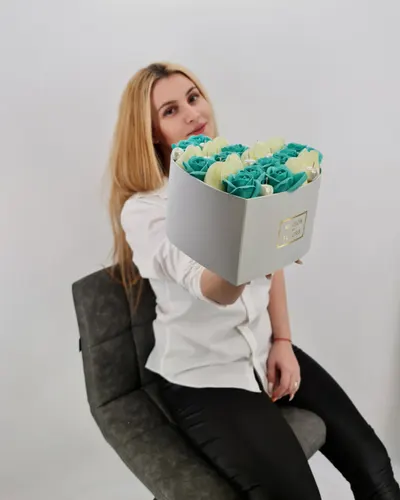 Set cadou - Inima flori Lalele si Trandafiri din sapun!