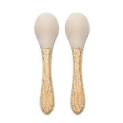 Set 2 lingurite din silicon si bambus Lorelli Beige forma ergonomica