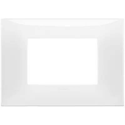Rama ornament 3 module Vimar Neve Up 09673.01, alb