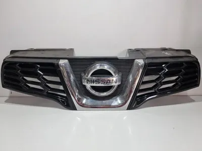 Grila radiator centrala 62310-BR00A Nissan Qashqai facelift (2010-2013) [J10]