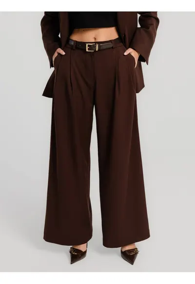 Pantaloni cu buzunare Estra - Maro